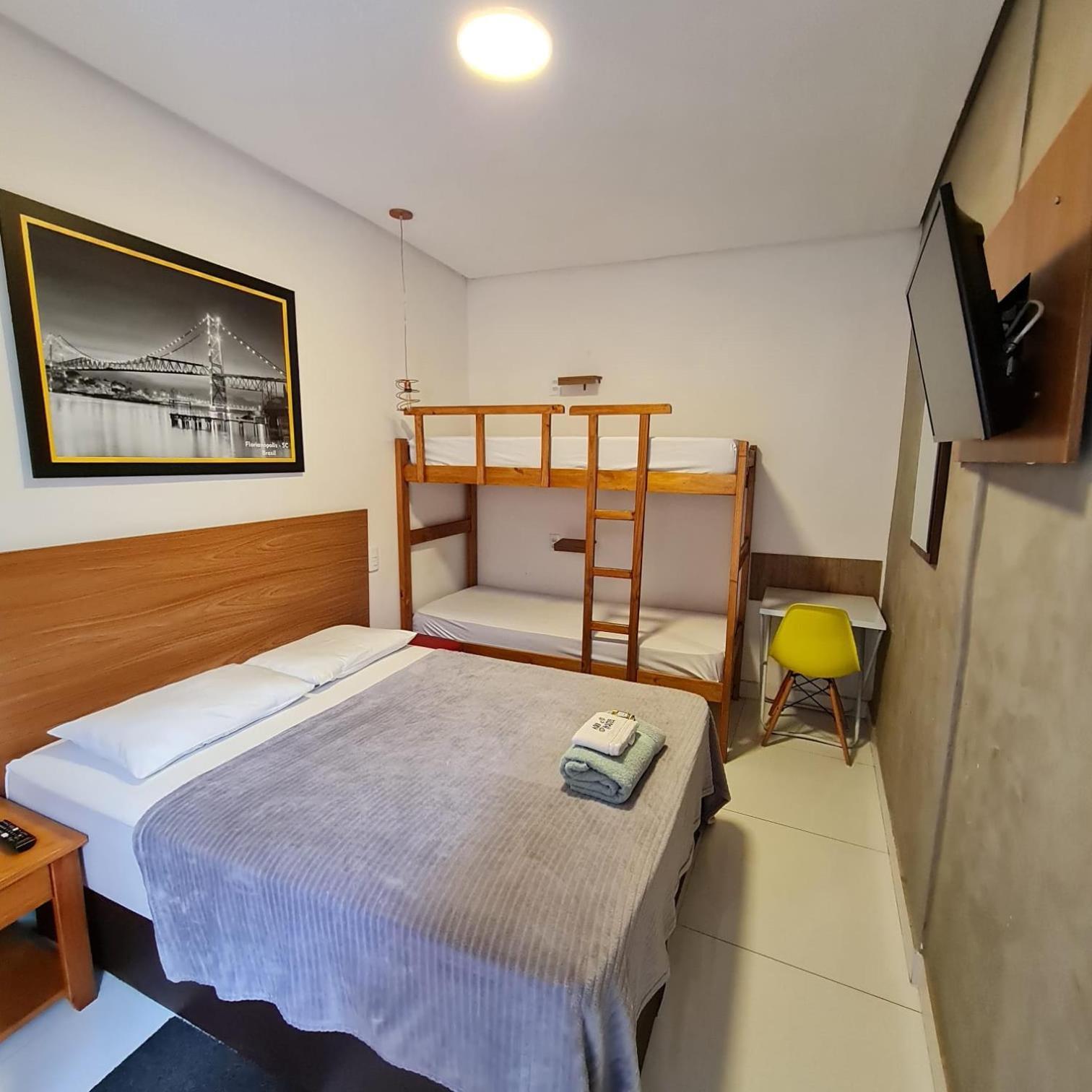Pousada - Aqui Hostel Bragança Paulista Buitenkant foto